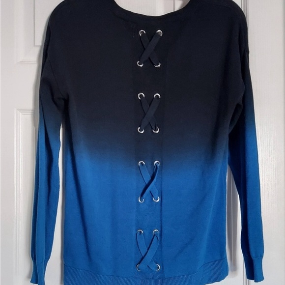 Rock & Republic Women's Knitted Long Sleeve Lace Up Back Ombre Sweater - Picture 2 of 2